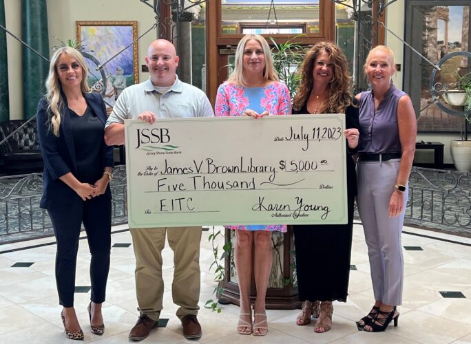 Bank continues to support library programs
